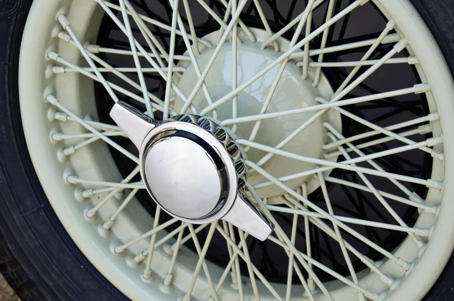 Колеса Delahaye 135 MS Coupe par Figoni & Falaschi 1938 года  (фото 24 из 59)